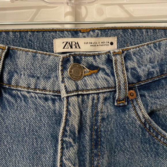Zara Jeans - Picture 2 of 3